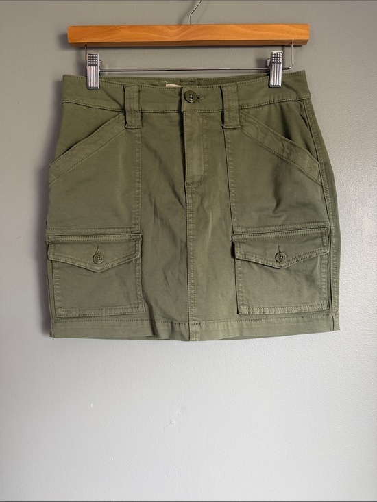 Liverpool Dresses & Skirts - Liverpool Women’s Cargo Utility Gorpcore Mini Skort Green Stretch Twill Sz 2/26
